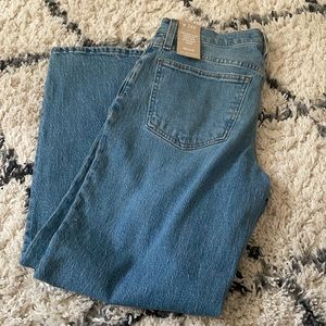 Brand new with tags . Madewell Perfect Vintage Straight Jean